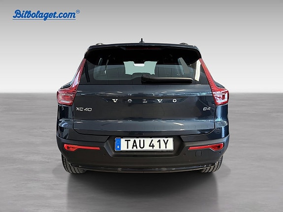 Volvo XC40 7 of 11