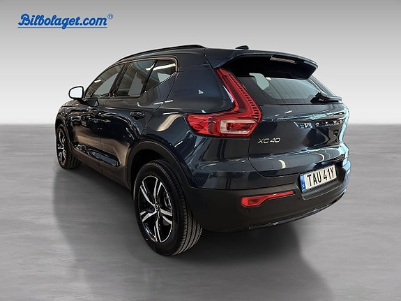 Volvo XC40 6 of 11