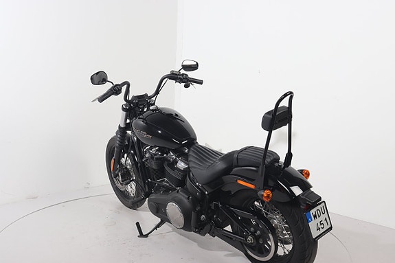 Harley-Davidson Street Bob 1.7 Milwaukee-Eight 6 of 6