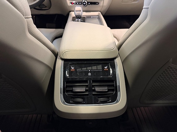 Volvo V60 21 of 21