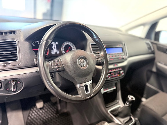 Volkswagen Sharan 8 of 14