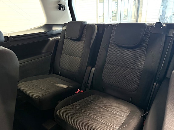Volkswagen Sharan 12 of 14
