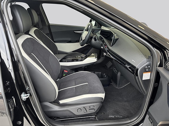 Kia EV6 16 of 17