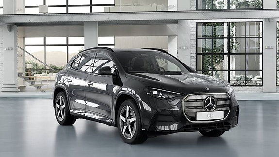 Mercedes-Benz GLA250 2 of 11