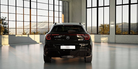Mercedes-Benz GLA250 10 of 11