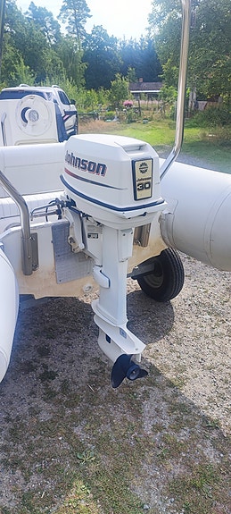 Arimar Pioneer 430 Johnson 30hk trailer och kapell 11 of 19