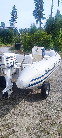 Arimar Pioneer 430 Johnson 30hk trailer och kapell 13 of 19