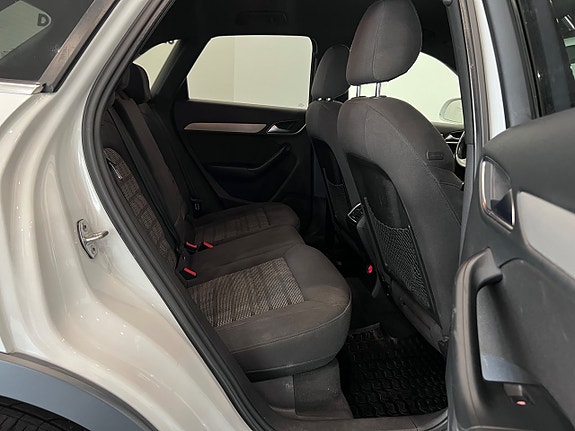 Audi Q3 11 of 24