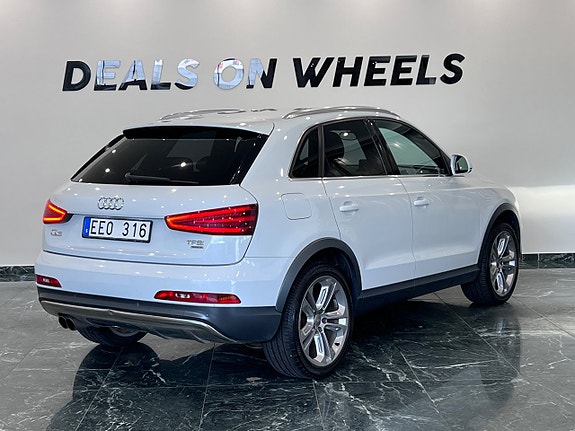 Audi Q3 8 of 24