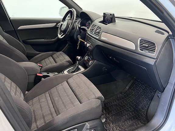 Audi Q3 16 of 24