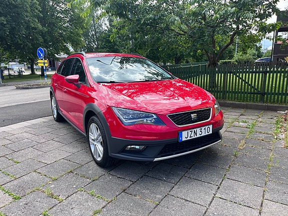 Seat Leon 2 of 9