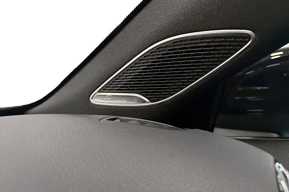 Mercedes-Benz A250 e 13 of 13