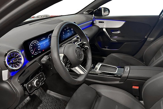 Mercedes-Benz A250 e 7 of 13