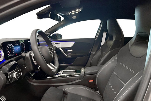 Mercedes-Benz A250 e 8 of 13