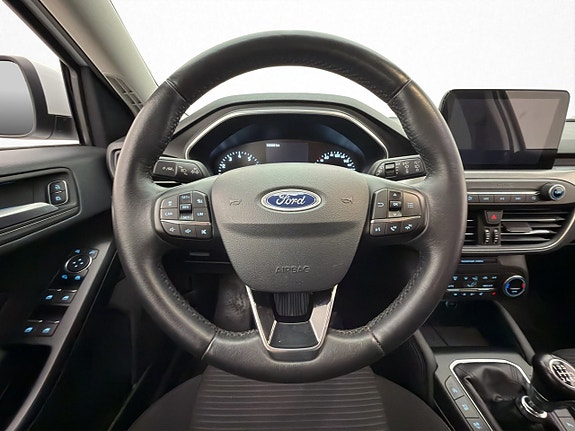 Ford Focus 14 of 30