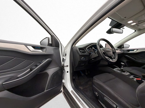 Ford Focus 11 of 30