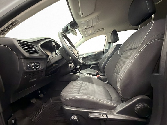 Ford Focus 12 of 30