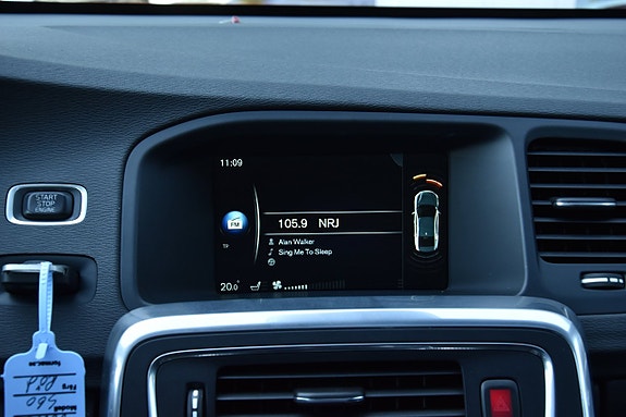 Volvo S60 18 of 26