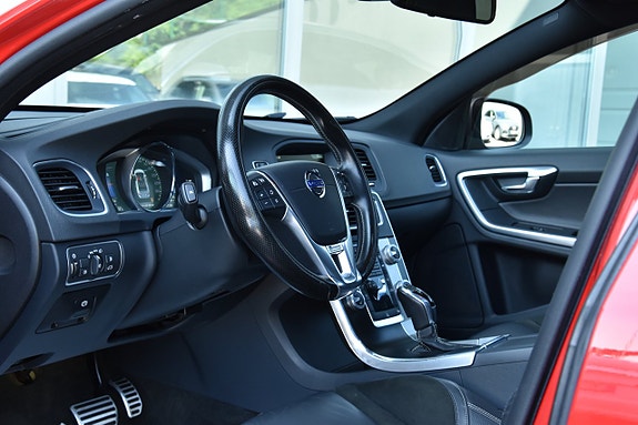 Volvo S60 9 of 26