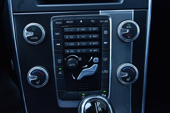 Volvo S60 17 of 26
