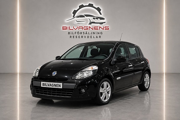 Renault Clio 2 of 7