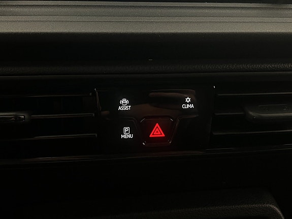 Volkswagen Caddy 27 of 30
