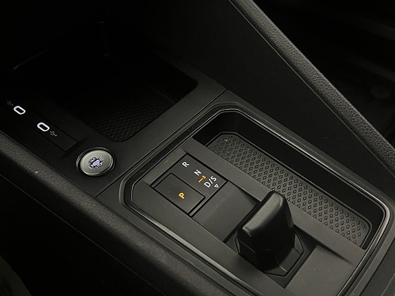 Volkswagen Caddy 28 of 30