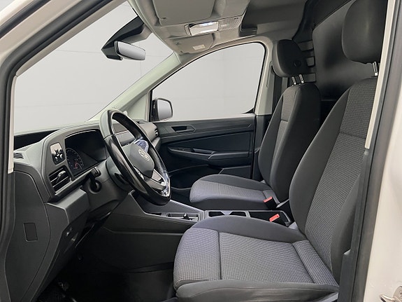 Volkswagen Caddy 18 of 30