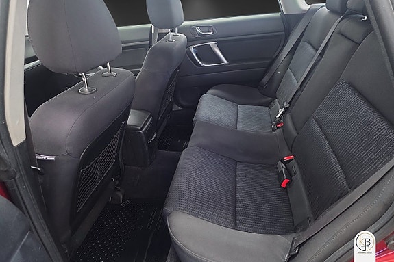 Subaru Outback 8 of 11