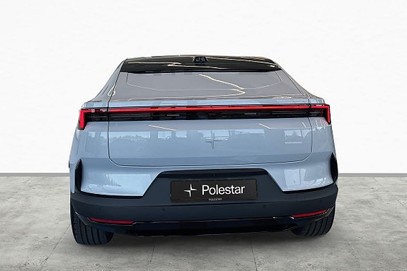 Polestar 4 5 of 14