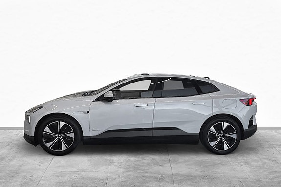 Polestar 4 2 of 14