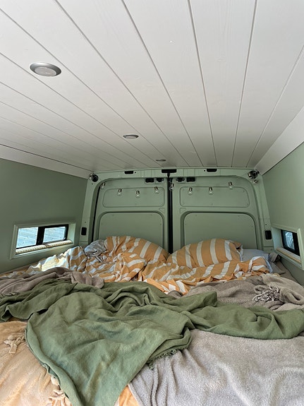 Volkswagen Crafter 5 of 5