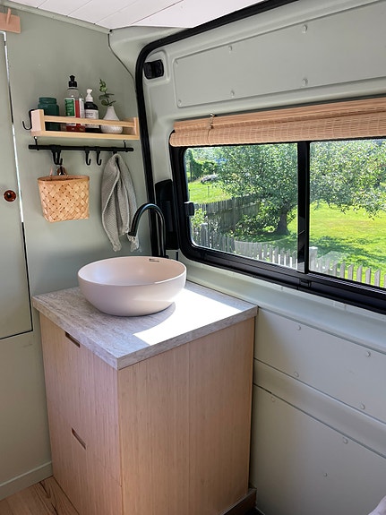 Volkswagen Crafter 8 of 14