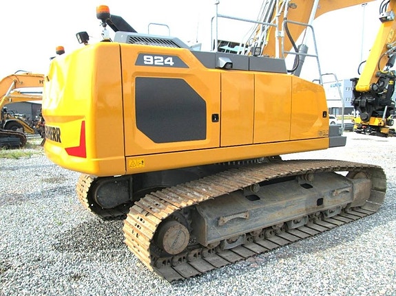 Liebherr R924 G8 6 of 20