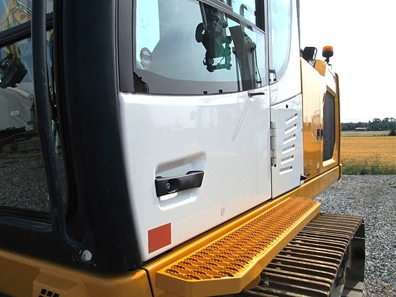 Liebherr R924 G8 7 of 20