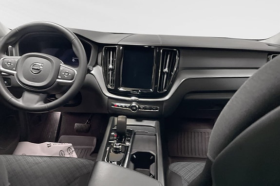 Volvo XC60 5 of 10
