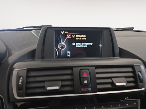 BMW 120 17 of 23