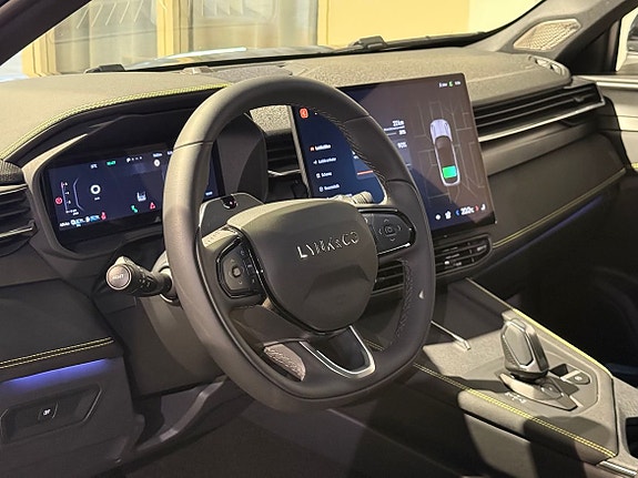 Lynk & Co 01 12 of 16