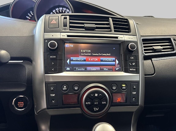 Toyota Verso 15 of 18