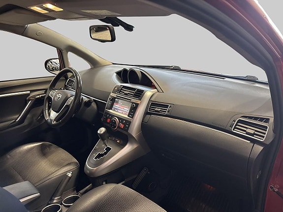 Toyota Verso 9 of 18