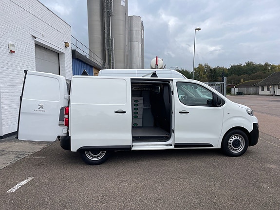 Peugeot Expert 26 of 30