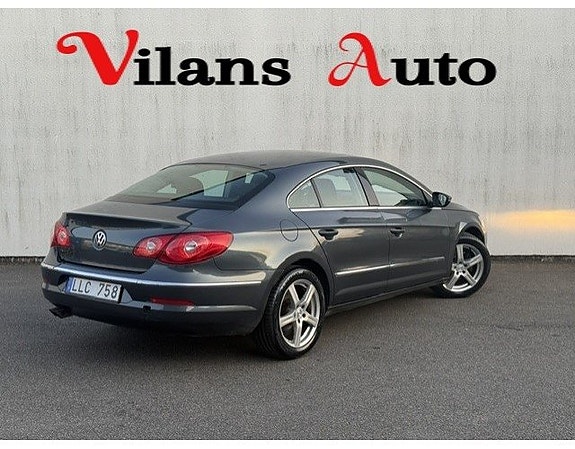 Volkswagen Passat CC 7 of 14