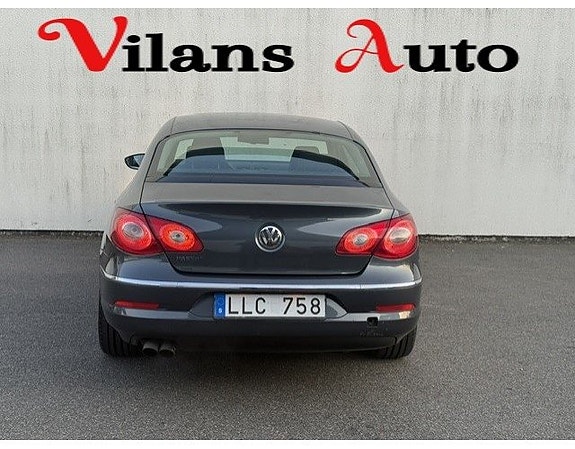 Volkswagen Passat CC 9 of 14