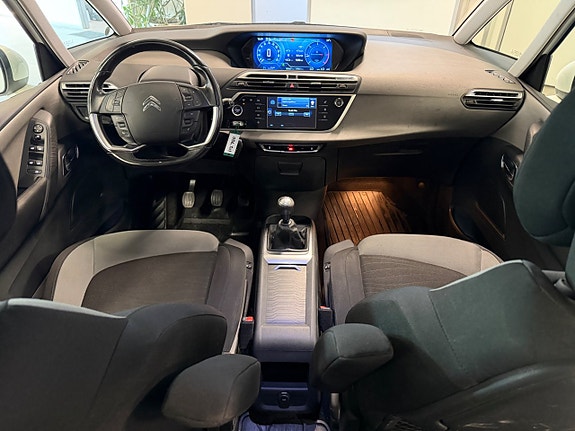 Citroen C4 Picasso 9 of 22