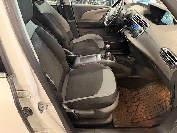 Citroen C4 Picasso 10 of 22