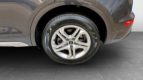 Audi Q5 6 of 21