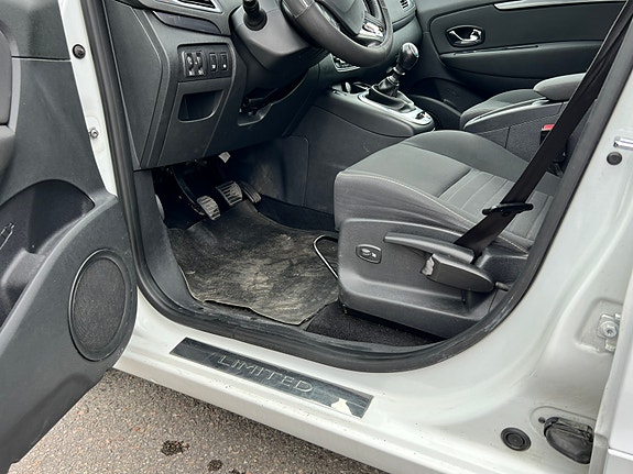 Renault Grand Scenic III 4 of 14