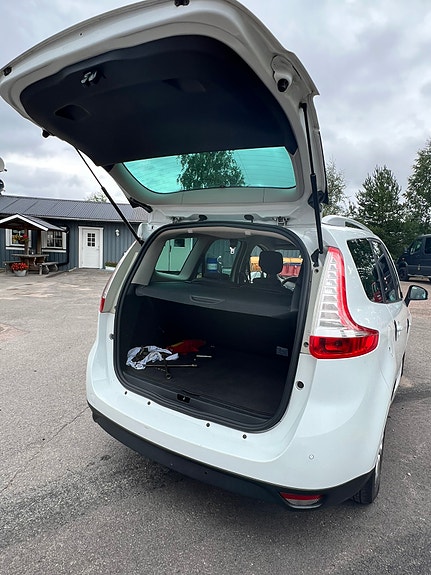 Renault Grand Scenic III 8 of 14