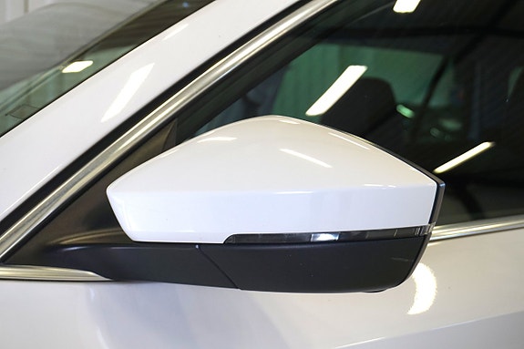 Skoda Superb 11 of 30