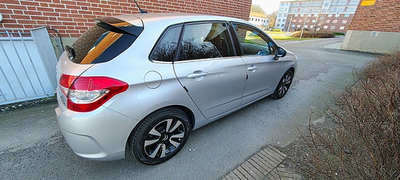 Citroen C4 10 of 15